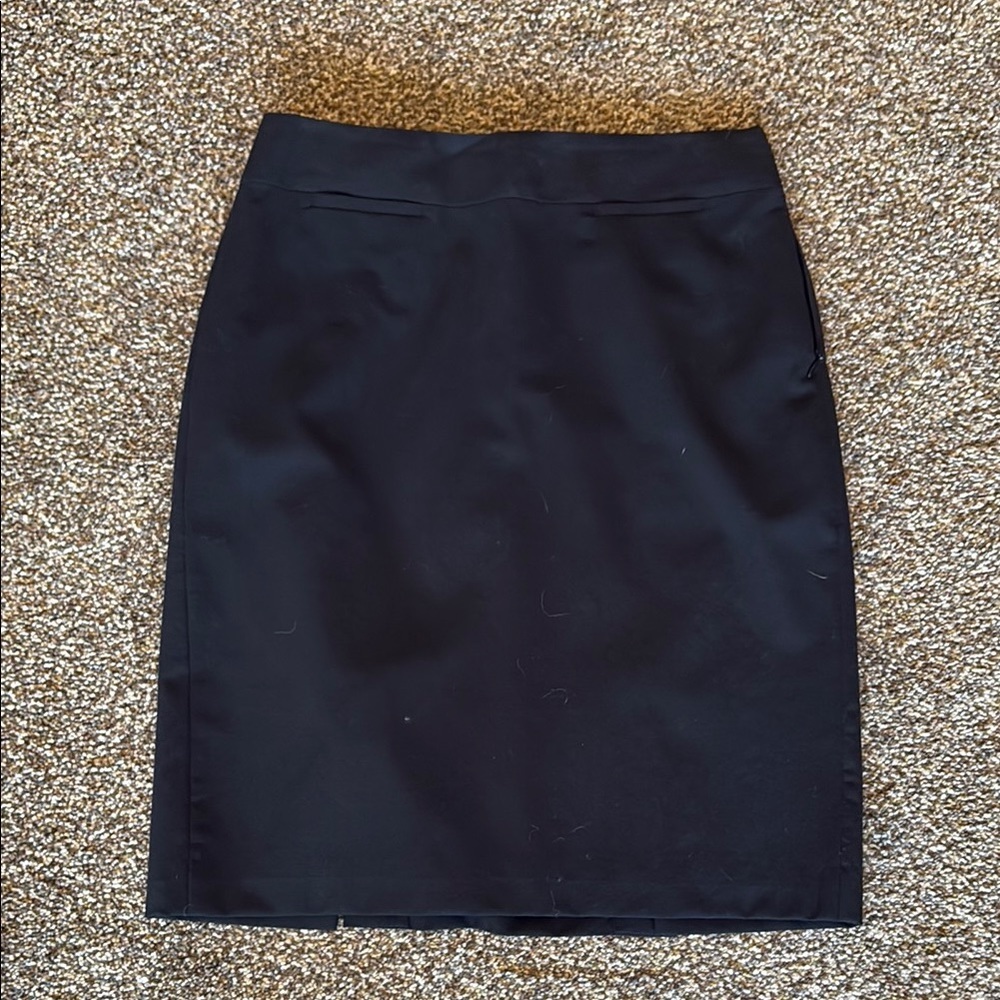 Banana Republic Suit Skirt Wool Fully Lined Black Side Zipper Size 2P